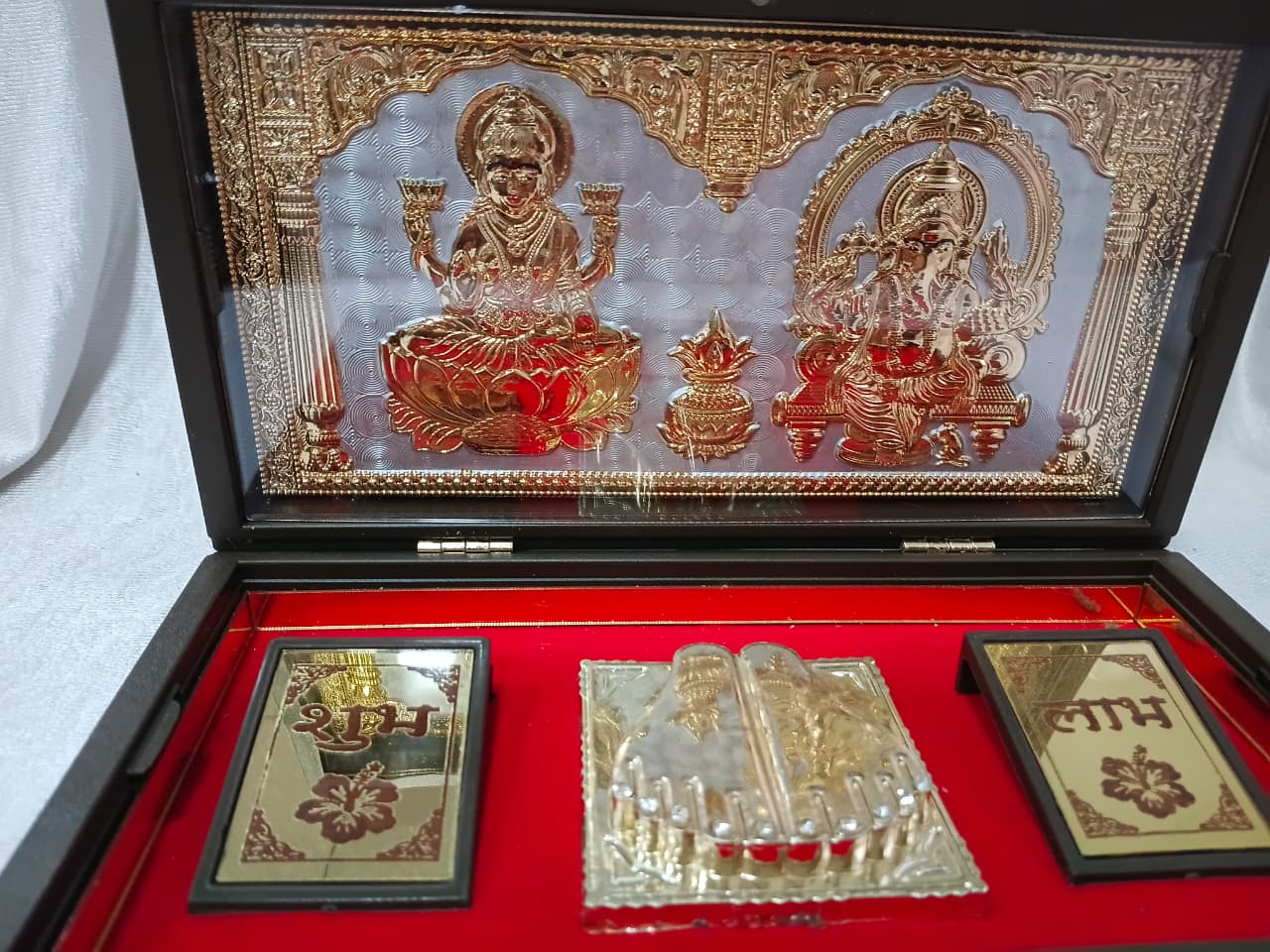 shree Ganesh Laxmi