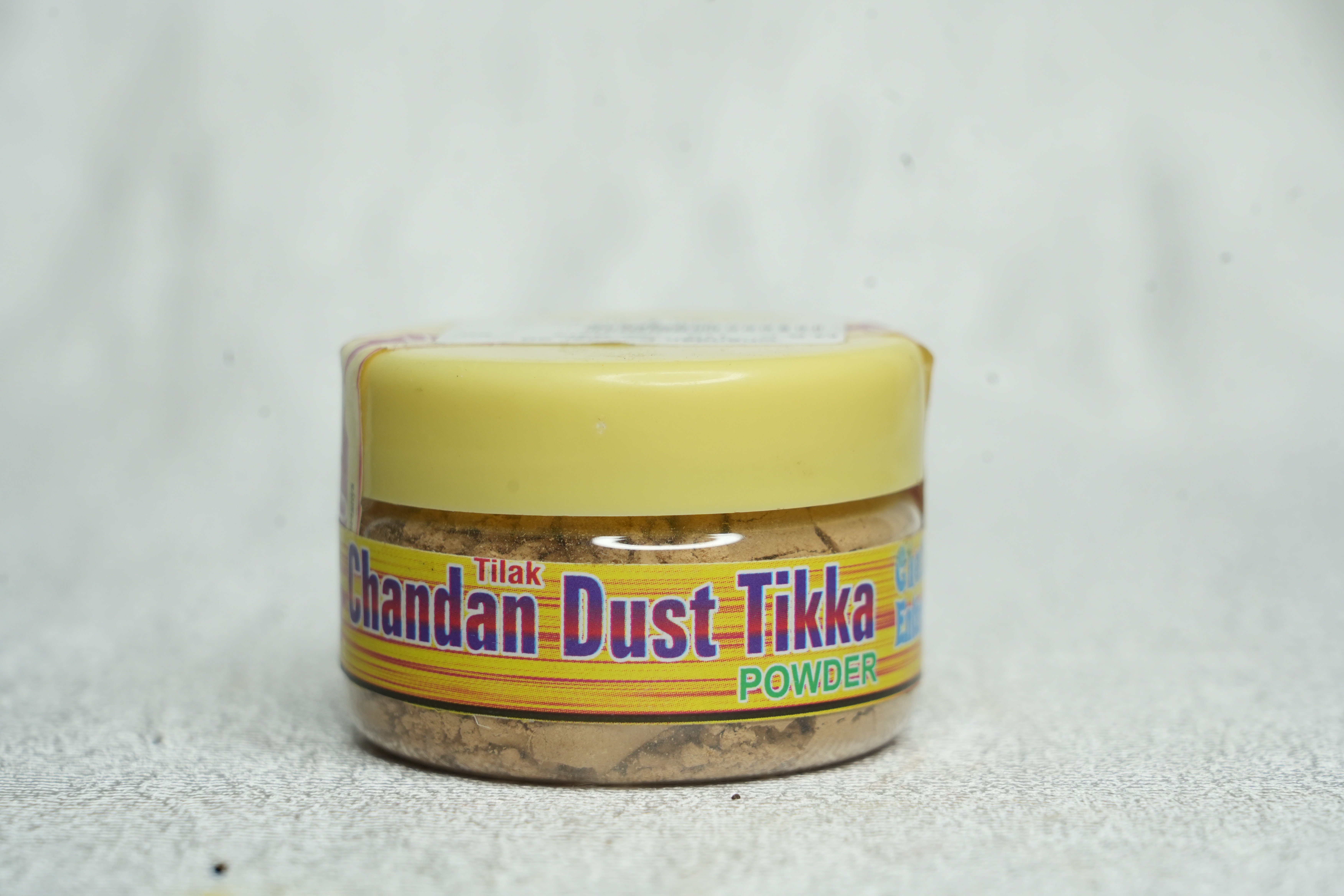 Chandan Dust Tikka 180