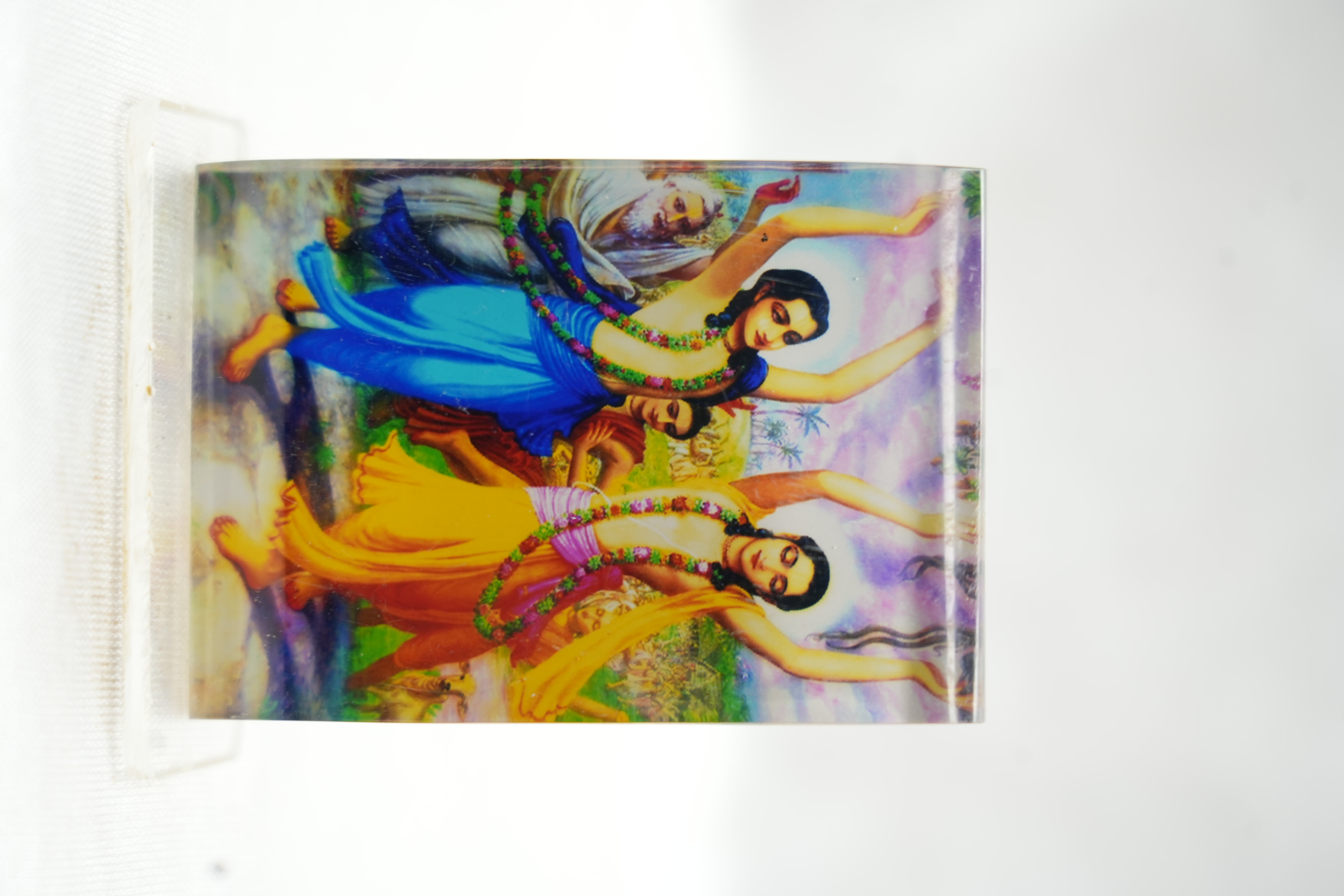 Gor Nitaya Photo Stand