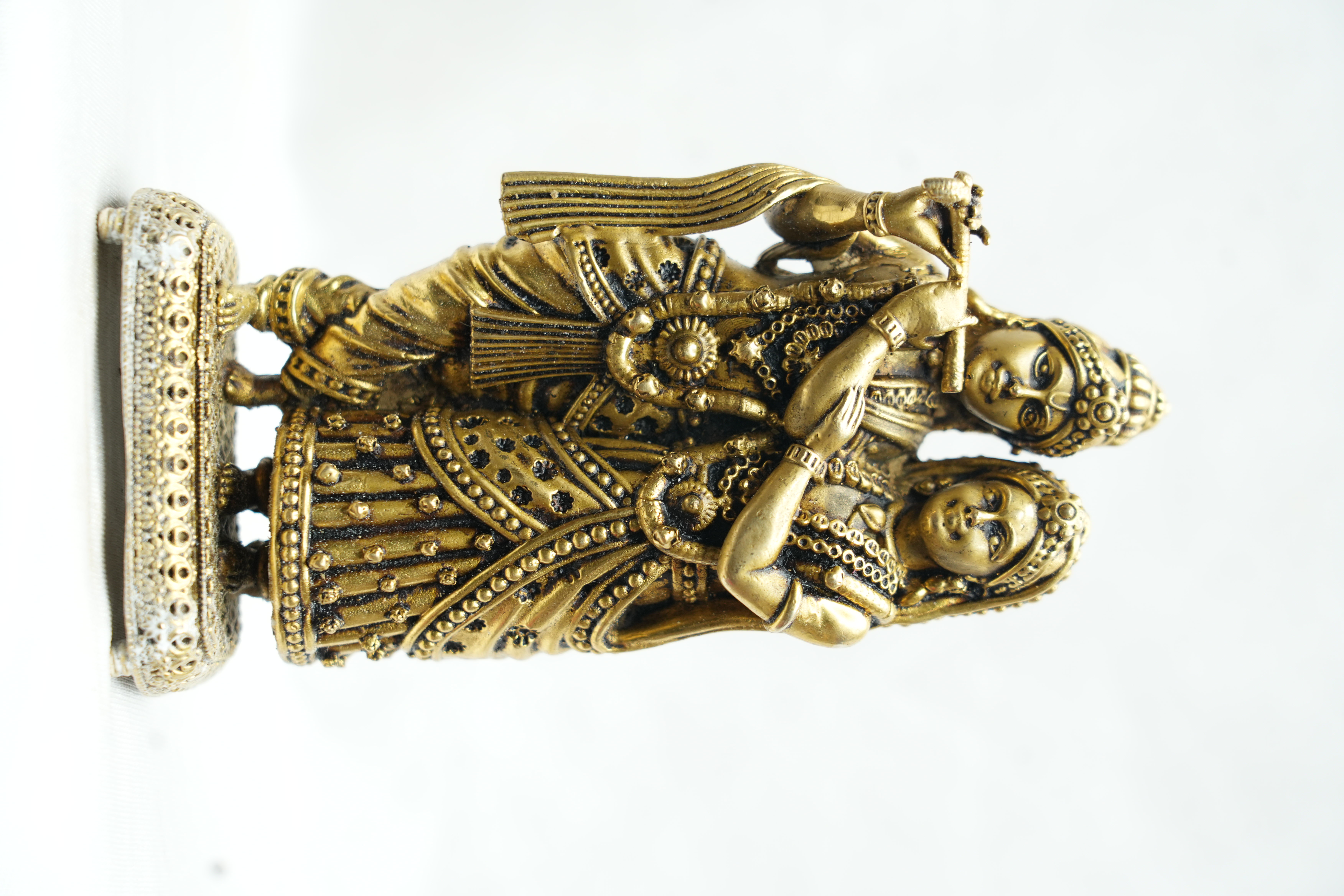 Radhe Krishna Murti 3500