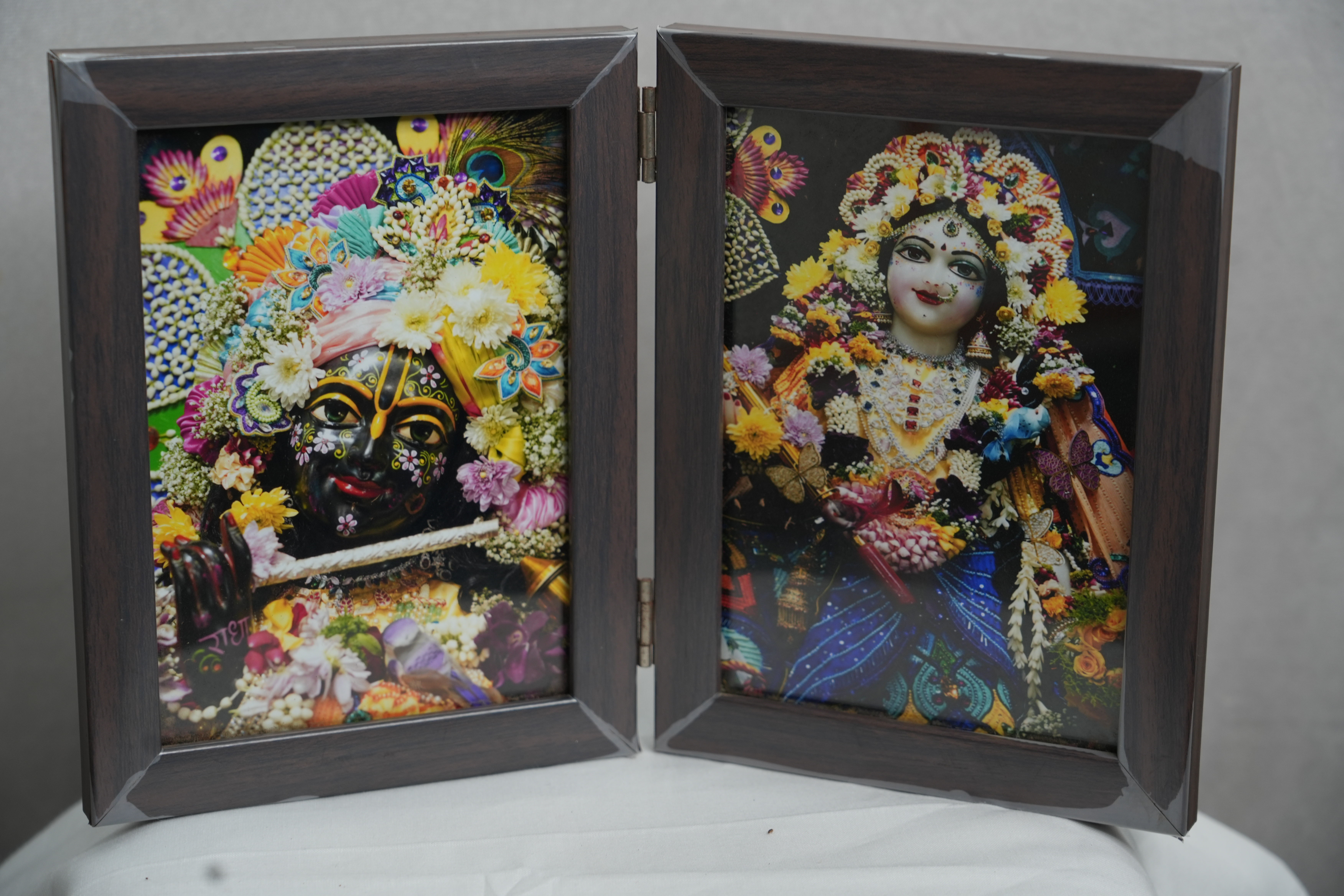 Radhe Krishana Photo Frame 300